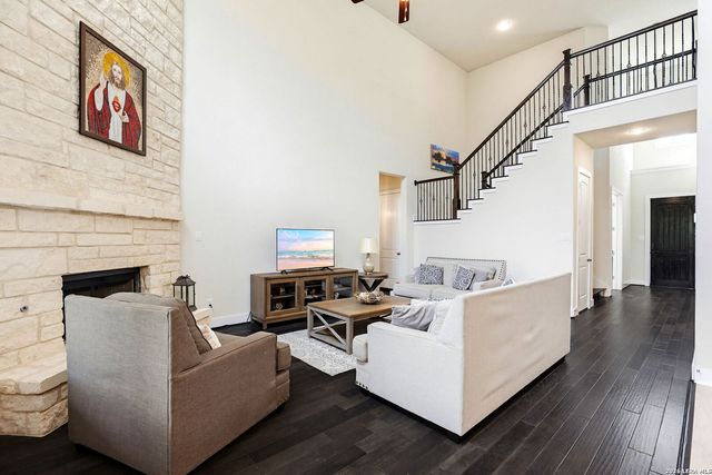 159 Newcourt, Boerne, TX 78006