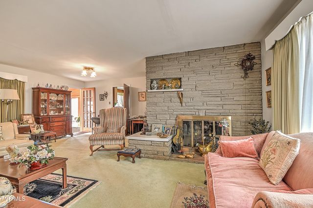 204 Exeter Lane, Blountville, TN 37617