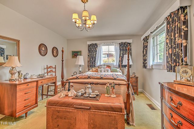 204 Exeter Lane, Blountville, TN 37617