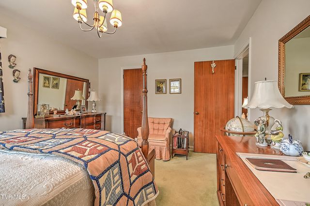 204 Exeter Lane, Blountville, TN 37617