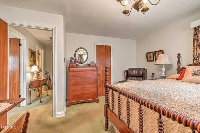 204 Exeter Lane, Blountville, TN 37617