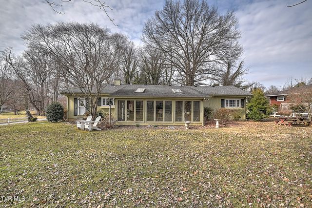 204 Exeter Lane, Blountville, TN 37617