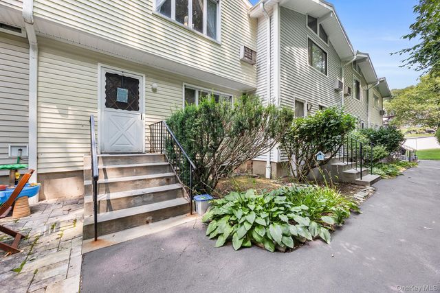 24 Scenic Circle 24, Croton-on-hudson, NY 10520