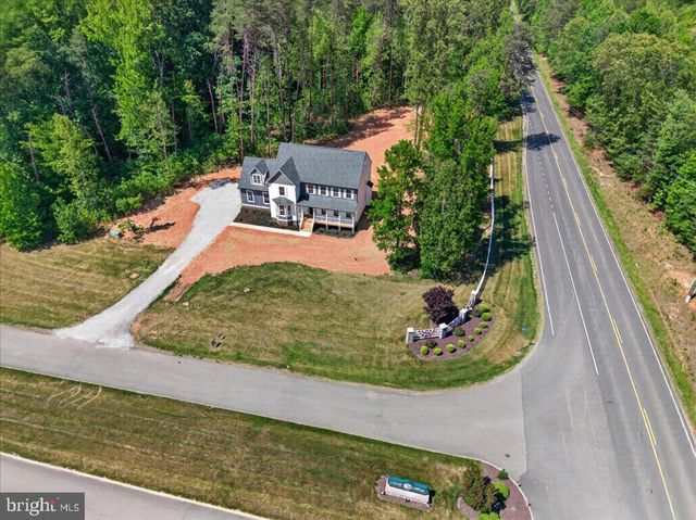 32 MILL RUN, Bumpass, VA 23024