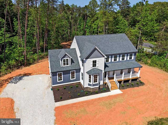 32 MILL RUN, Bumpass, VA 23024