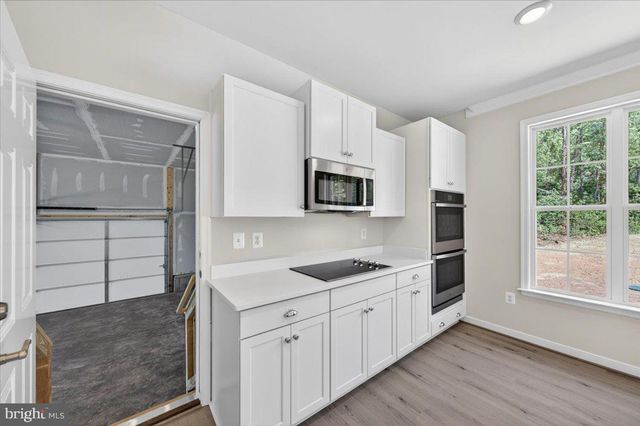 32 MILL RUN, Bumpass, VA 23024