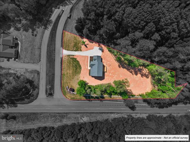 32 MILL RUN, Bumpass, VA 23024