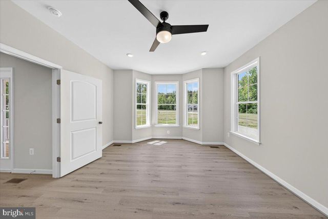 32 MILL RUN, Bumpass, VA 23024