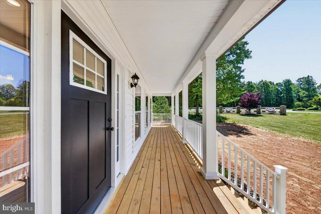 32 MILL RUN, Bumpass, VA 23024