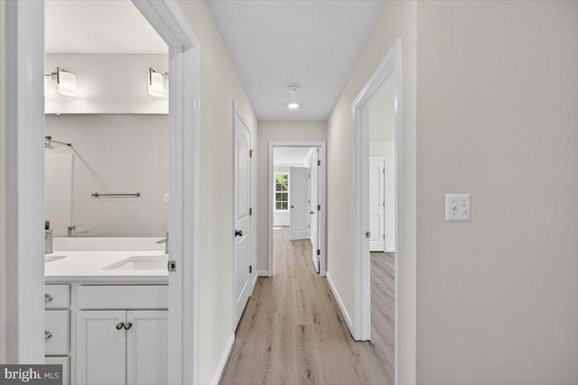 32 MILL RUN, Bumpass, VA 23024