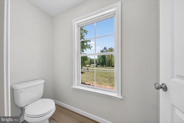 32 MILL RUN, Bumpass, VA 23024