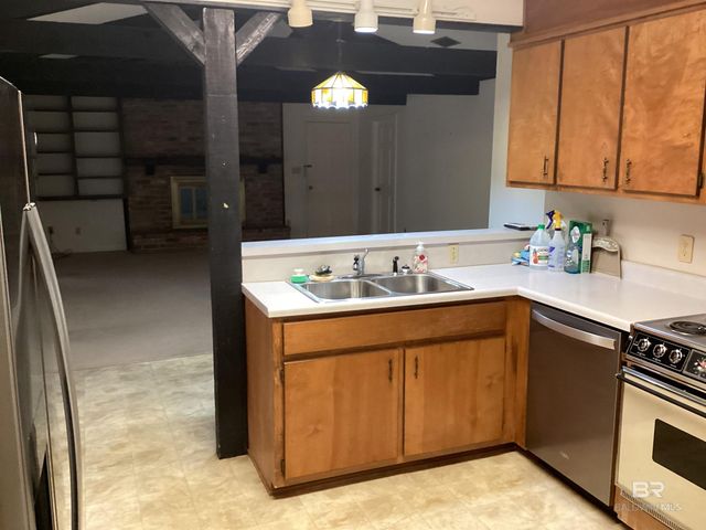 507 Rider Court, Bay Minette, AL 36507