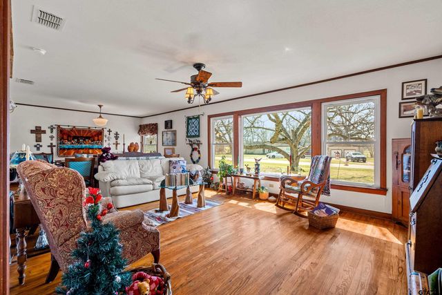 609 E Quitman St., Alba, TX 75410