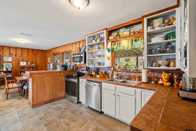 609 E Quitman St., Alba, TX 75410