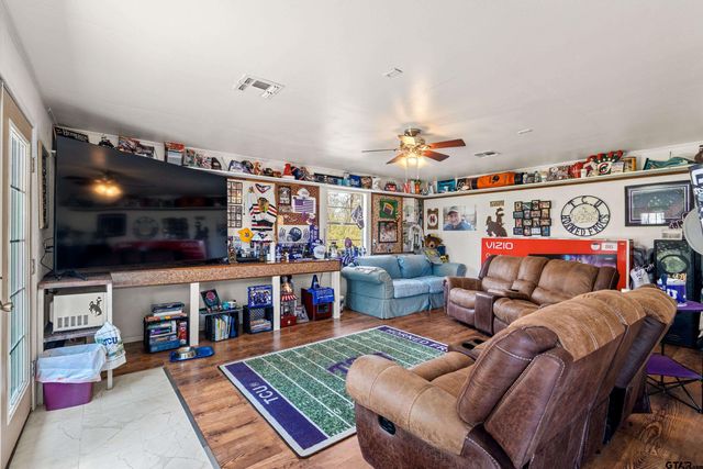609 E Quitman St., Alba, TX 75410