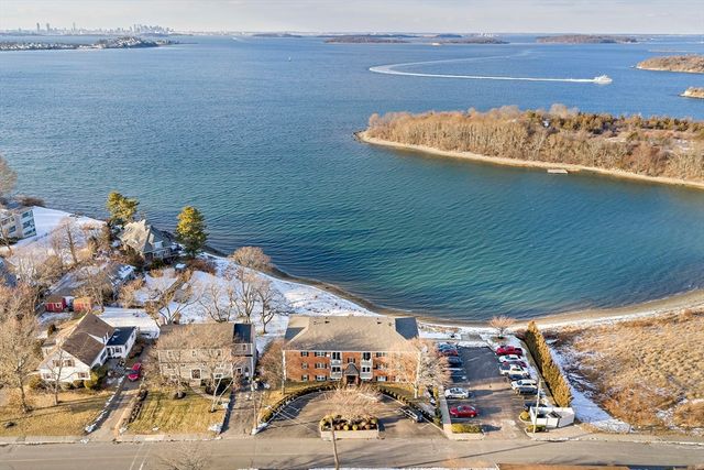 300 River St 12, Weymouth, MA 02191