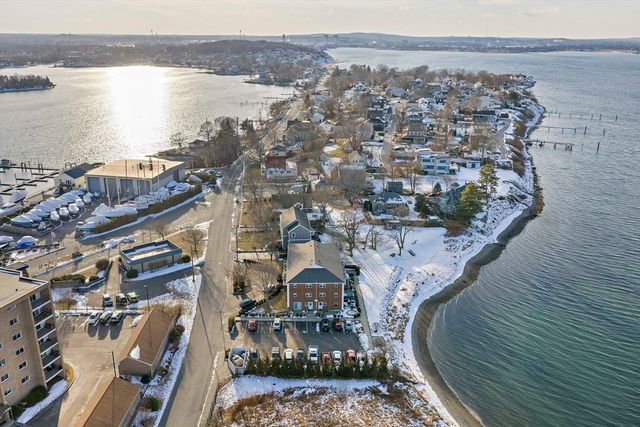 300 River St 12, Weymouth, MA 02191