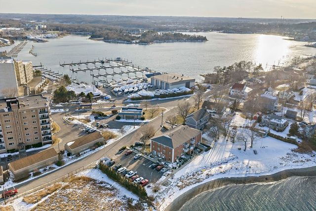 300 River St 12, Weymouth, MA 02191