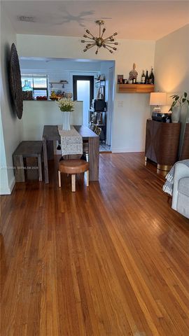 2 NE 44 ST 4, Miami, FL 33137