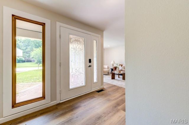 471 Maymont Drive, Ballwin, MO 63011