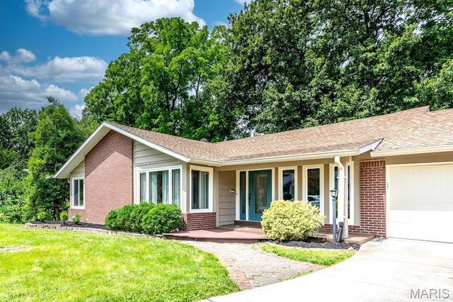 471 Maymont Drive, Ballwin, MO 63011