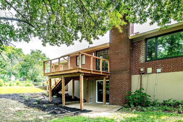 471 Maymont Drive, Ballwin, MO 63011