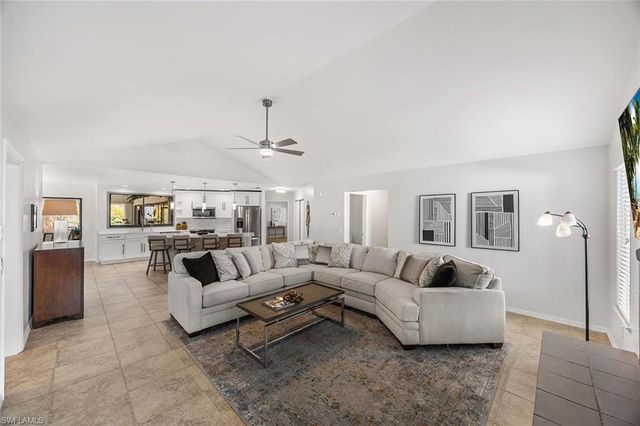 2529 Kings Lake BLVD, Naples, FL 34112