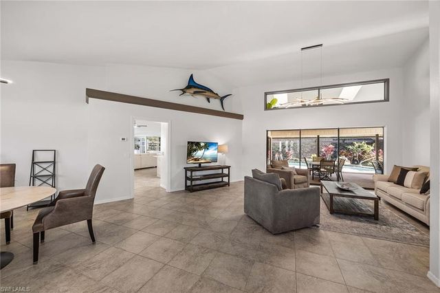 2529 Kings Lake BLVD, Naples, FL 34112