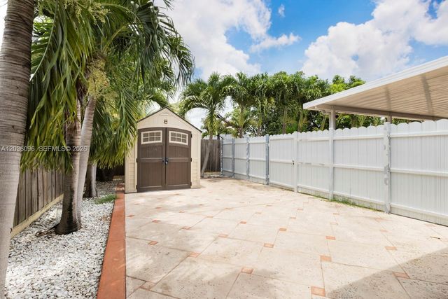 15735 SW 298th Ter, Homestead, FL 33033