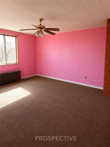632 Euclid Ave, Canonsburg, PA 15317