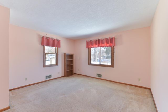 215 Keith Road, Circle Pines, MN 55014