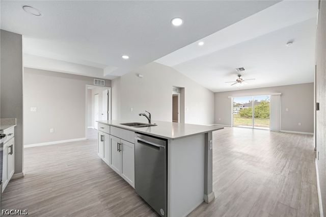 2512 NW 15th AVE, Cape Coral, FL 33993