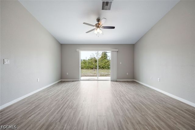 2512 NW 15th AVE, Cape Coral, FL 33993