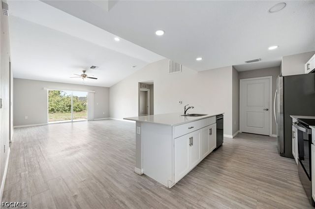 2512 NW 15th AVE, Cape Coral, FL 33993