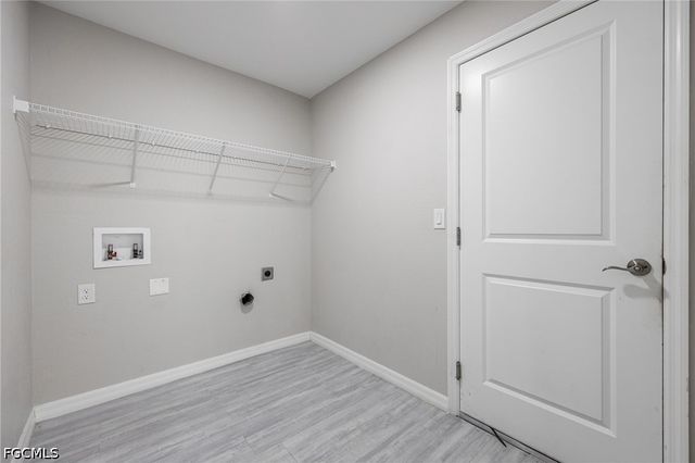 2512 NW 15th AVE, Cape Coral, FL 33993