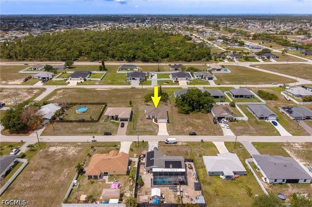 2512 NW 15th AVE, Cape Coral, FL 33993