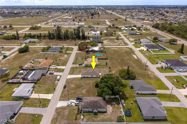 2512 NW 15th AVE, Cape Coral, FL 33993