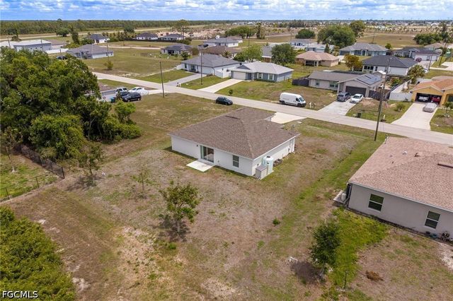 2512 NW 15th AVE, Cape Coral, FL 33993