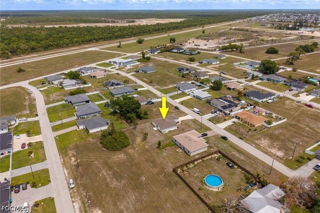 2512 NW 15th AVE, Cape Coral, FL 33993
