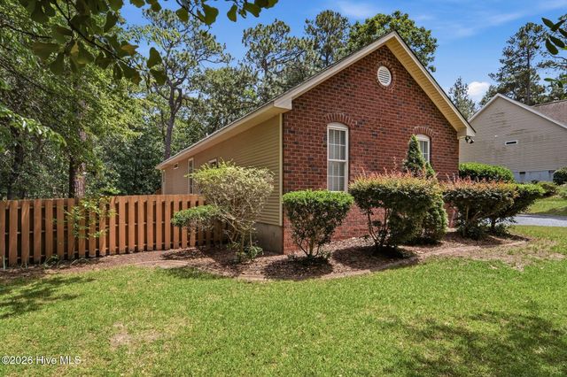 245 Wheeling Drive, Pinehurst, NC 28374