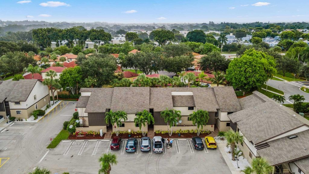 1665 Cabot Lane A3, Wellington, FL 33414