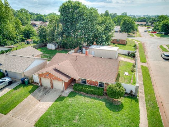 4505 Royal Oak Dr, Oklahoma City, OK 73135