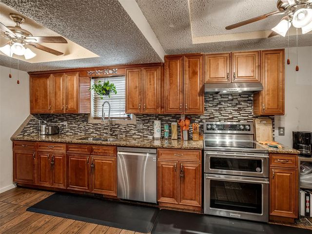 4505 Royal Oak Dr, Oklahoma City, OK 73135
