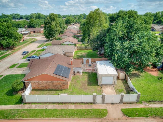 4505 Royal Oak Dr, Oklahoma City, OK 73135
