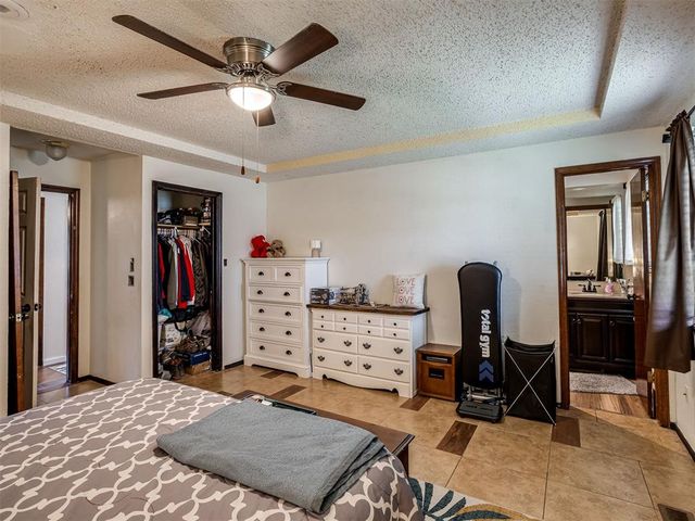 4505 Royal Oak Dr, Oklahoma City, OK 73135