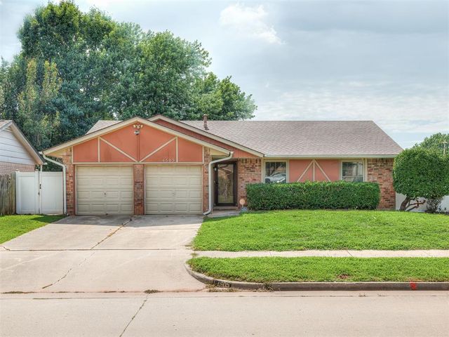 4505 Royal Oak Dr, Oklahoma City, OK 73135