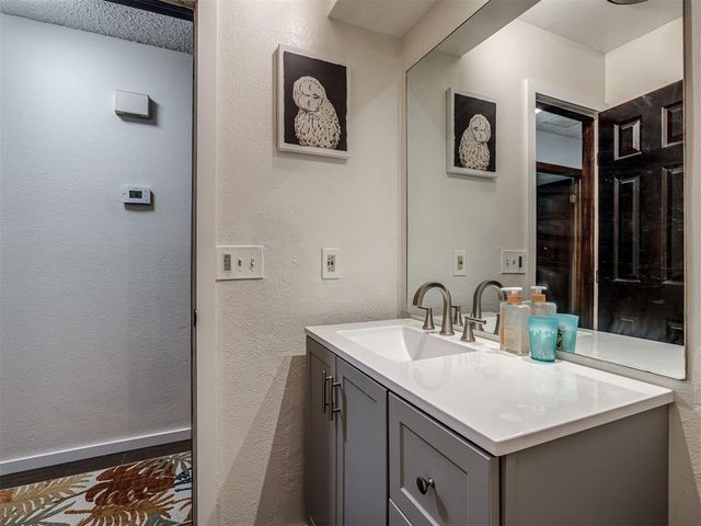 4505 Royal Oak Dr, Oklahoma City, OK 73135