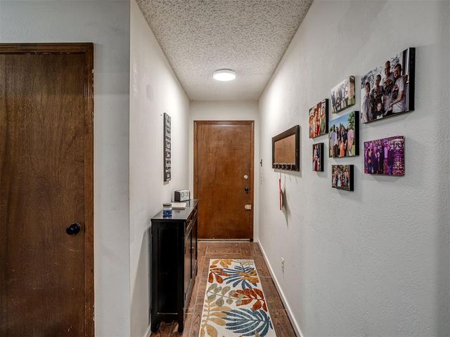 4505 Royal Oak Dr, Oklahoma City, OK 73135