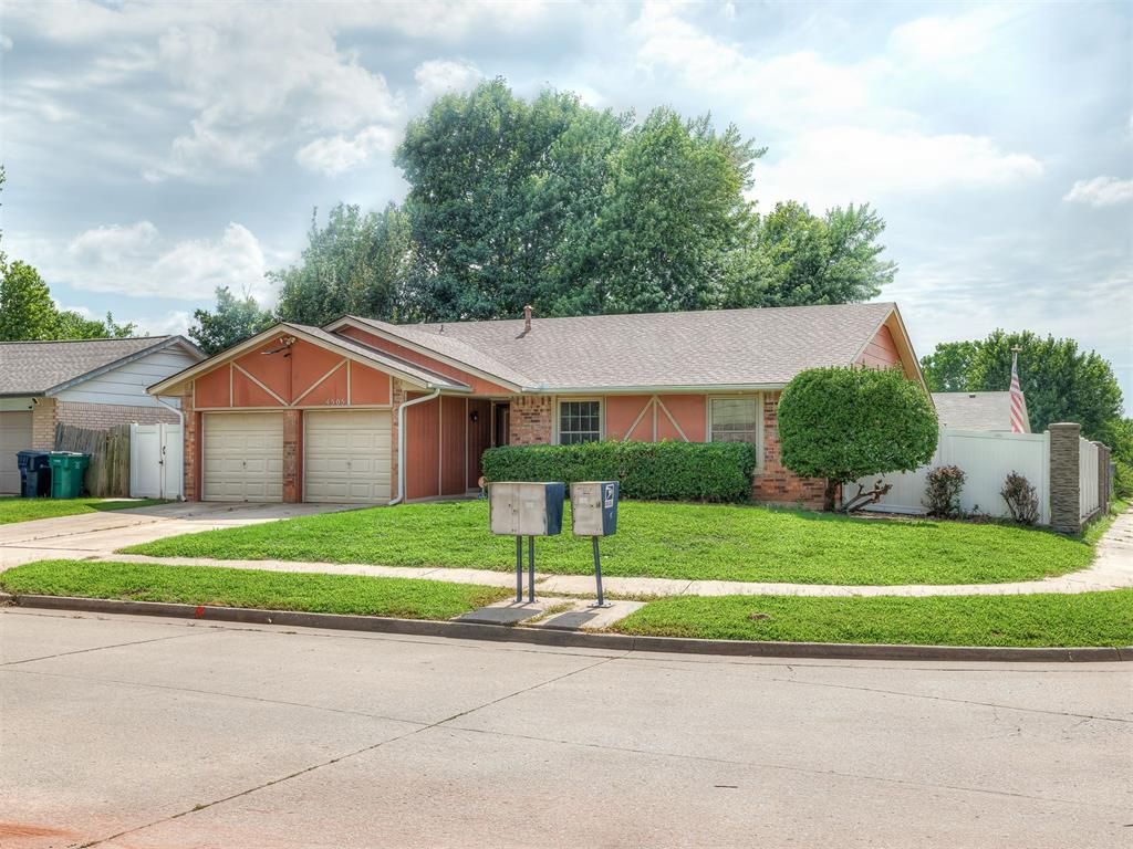 4505 Royal Oak Dr, Oklahoma City, OK 73135