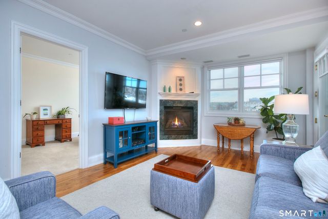 136 East Avenue APT 4C, Norwalk, CT 06851